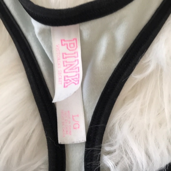 Victoria Secret Pink sports Bra - Picture 2 of 3